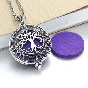 Aromatherapy Diffuser Necklaces (Including 1 pad)